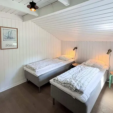 12 Person In Fano-by Traum Casa vacanze *
